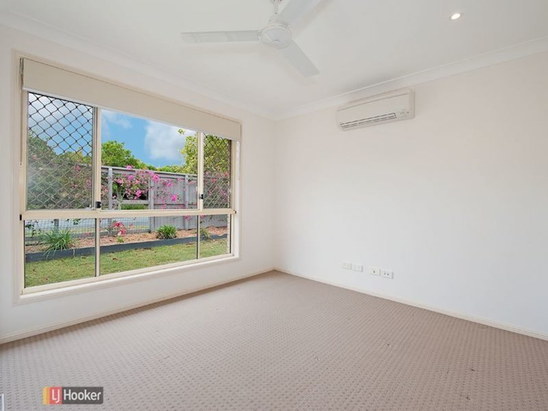 Photo - 39 Southerden Drive, North Lakes QLD 4509 - Image 15