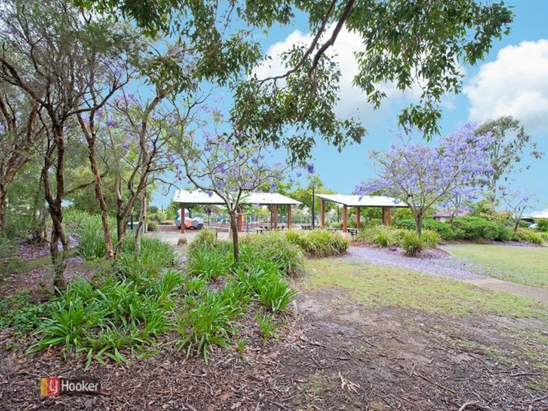 Photo - 39 Southerden Drive, North Lakes QLD 4509 - Image 22