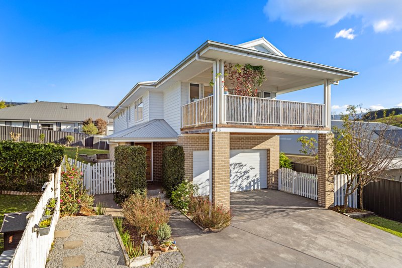 Photo - 39 Sproule Crescent, Jamberoo NSW 2533 - Image 1