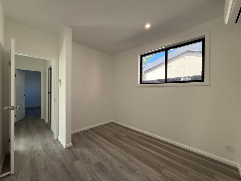 Photo - 39 Stanbrook Street, Fairfield Heights NSW 2165 - Image 17