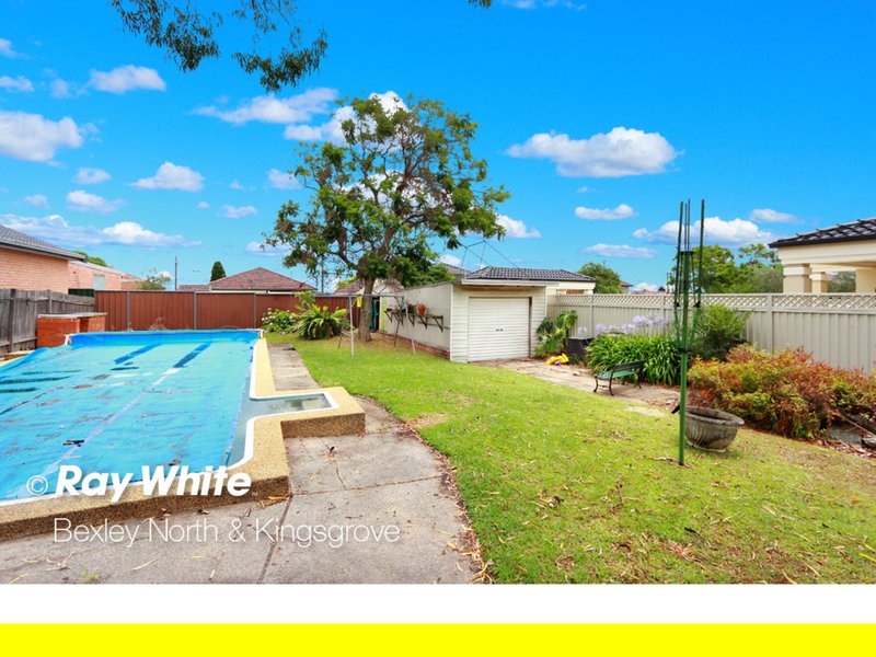 Photo - 39 Staples Street, Kingsgrove NSW 2208 - Image 4