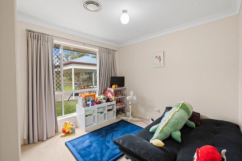 Photo - 39 Stark Drive, Vale View QLD 4352 - Image 14