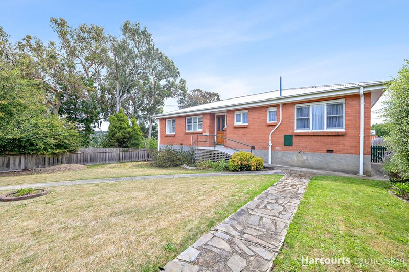 Photo - 39 Station Road, St Leonards TAS 7250 - Image 2