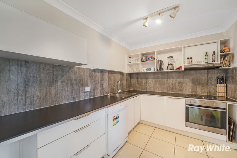 Photo - 39 Stewart Street, Marsden QLD 4132 - Image 6