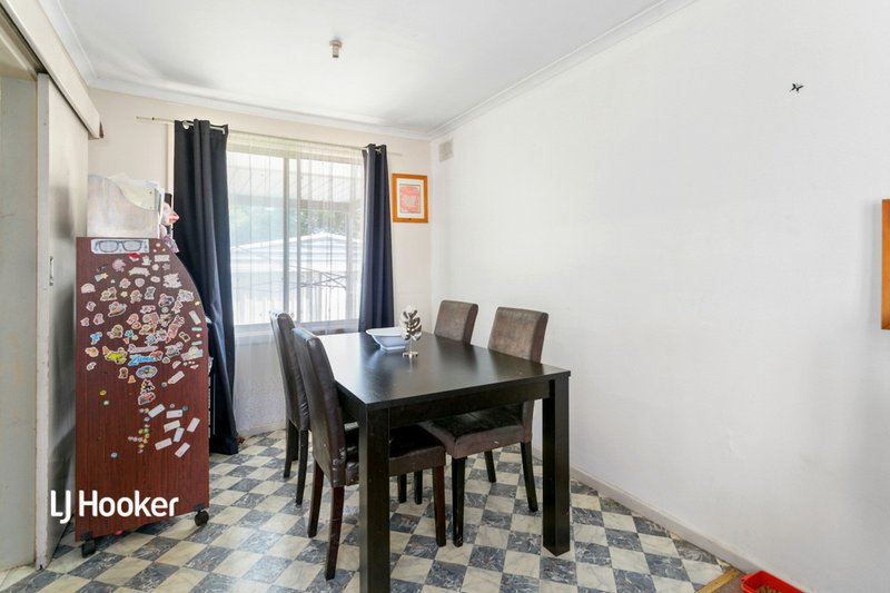 Photo - 39 Stratton Road, Elizabeth Downs SA 5113 - Image 11