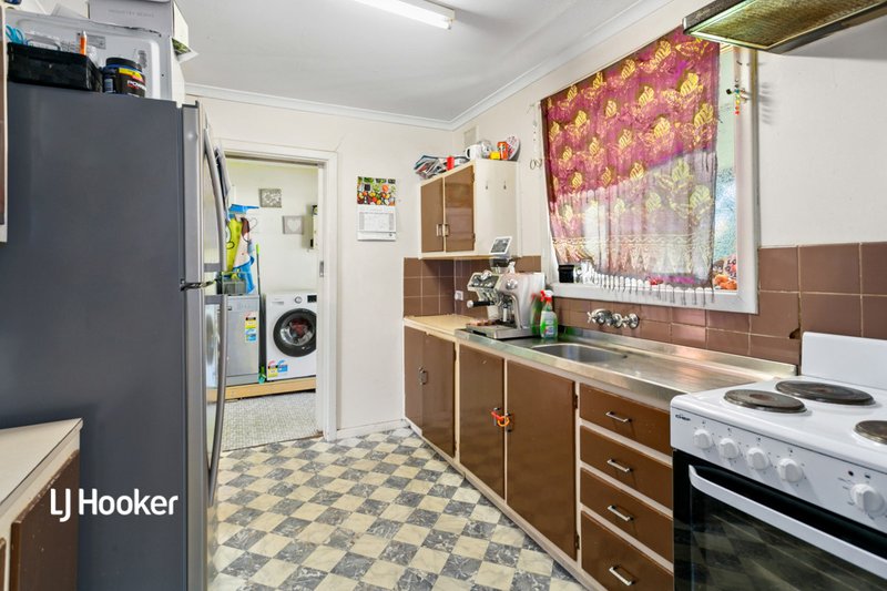 Photo - 39 Stratton Road, Elizabeth Downs SA 5113 - Image 12