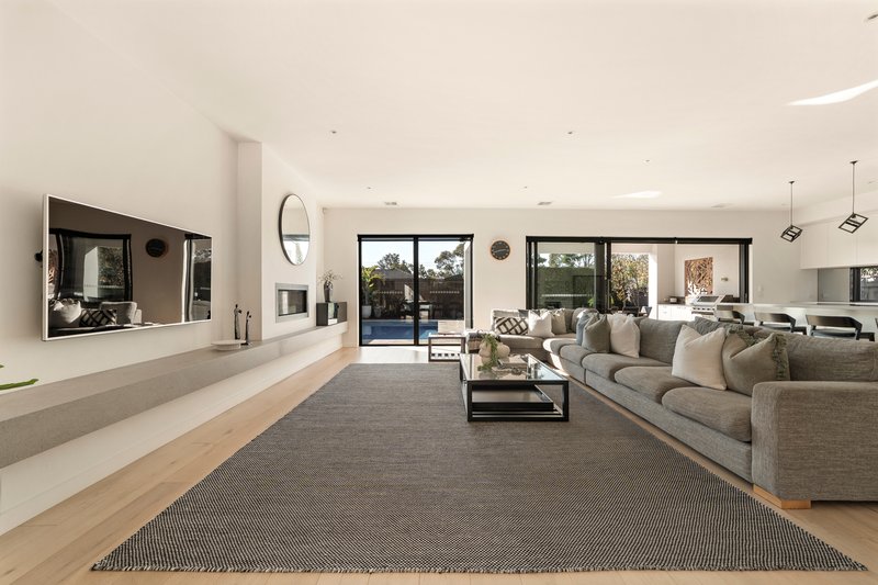 Photo - 39 Stuart Avenue, Cheltenham VIC 3192 - Image 3