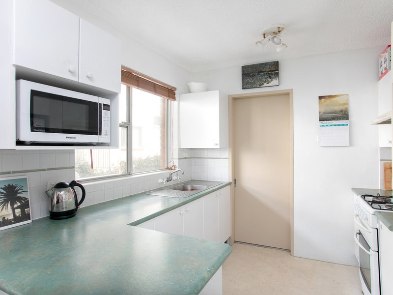 Photo - 3/9 Sturdee Parade, Dee Why NSW 2099 - Image 3