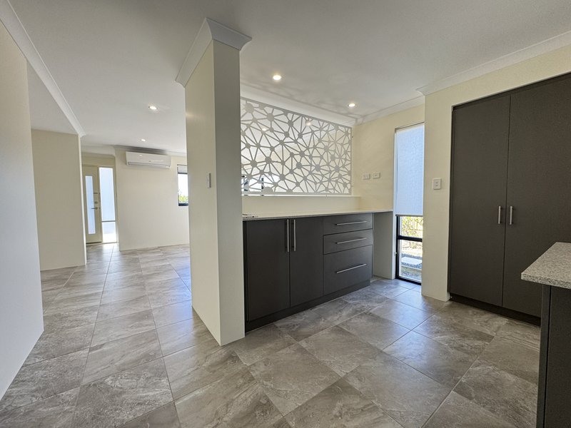 Photo - 39 Summerville Boulevard, Caversham WA 6055 - Image 6