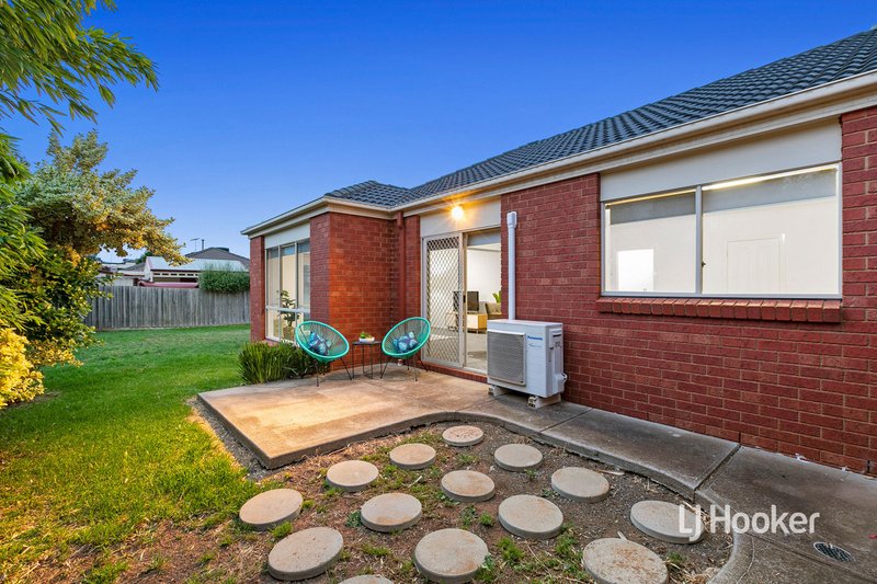 Photo - 39 Sumner Crescent, Point Cook VIC 3030 - Image 13