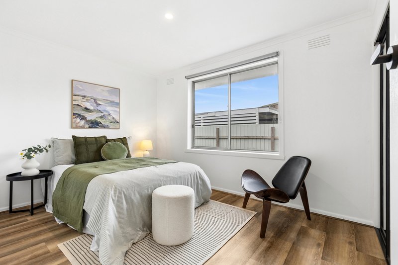 Photo - 39 Talpa Crescent, Corio VIC 3214 - Image 6
