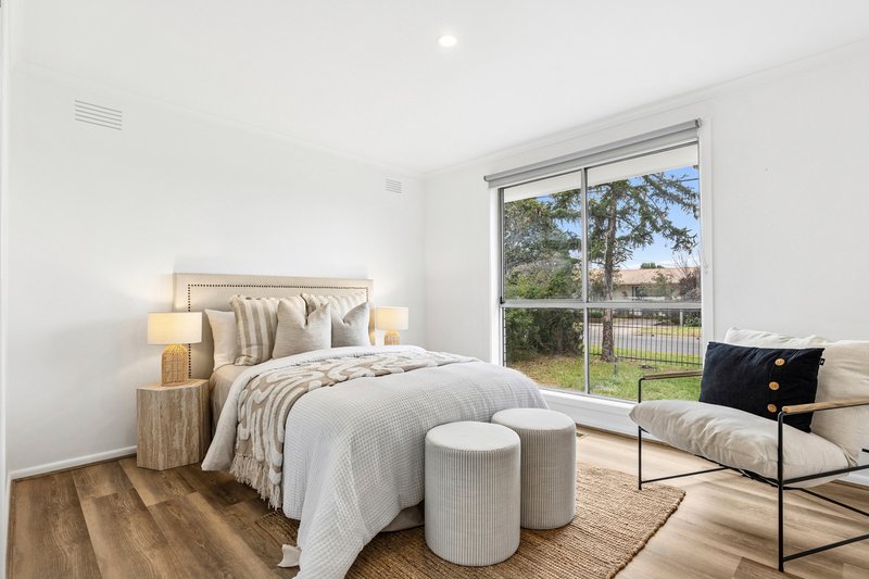 Photo - 39 Talpa Crescent, Corio VIC 3214 - Image 7