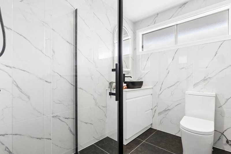 Photo - 39 Talpa Crescent, Corio VIC 3214 - Image 10
