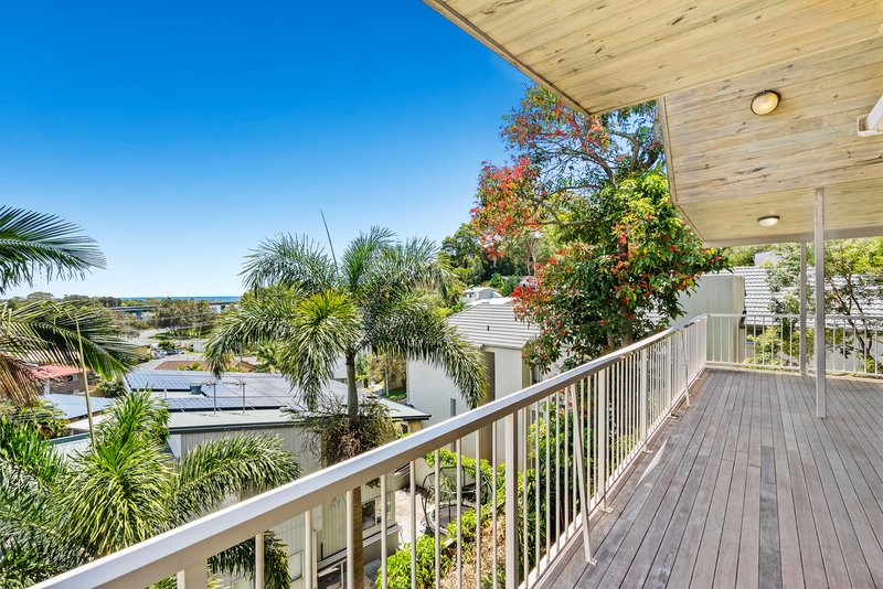 Photo - 39 Thrower Drive, Currumbin QLD 4223 - Image 3