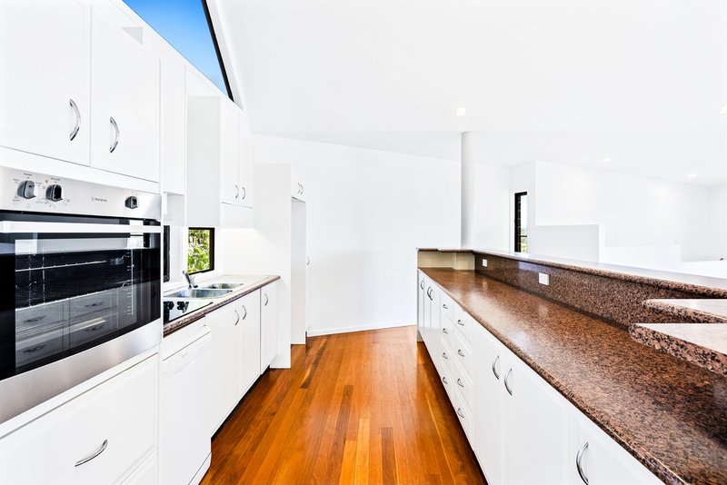 Photo - 39 Thrower Drive, Currumbin QLD 4223 - Image 5