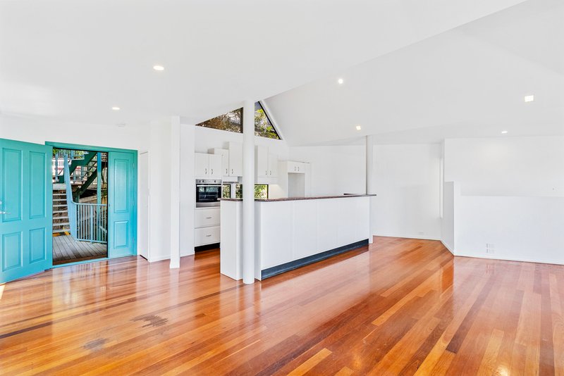 Photo - 39 Thrower Drive, Currumbin QLD 4223 - Image 7