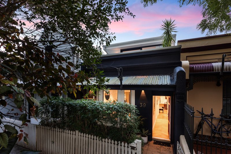 Photo - 39 Tilford Street, Zetland NSW 2017 - Image 2