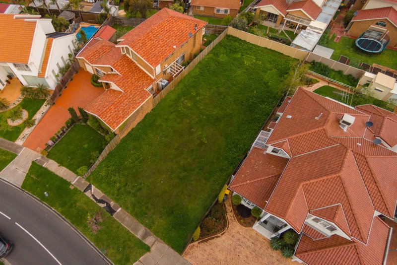 Photo - 39 Tintaldra Drive, Keilor VIC 3036 - Image 6