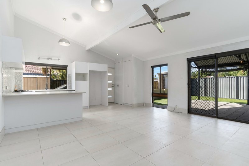 Photo - 39 Torridon Avenue, Parkwood WA 6147 - Image 7