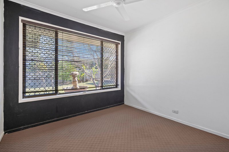 Photo - 39 Trinette Street, Shailer Park QLD 4128 - Image 9