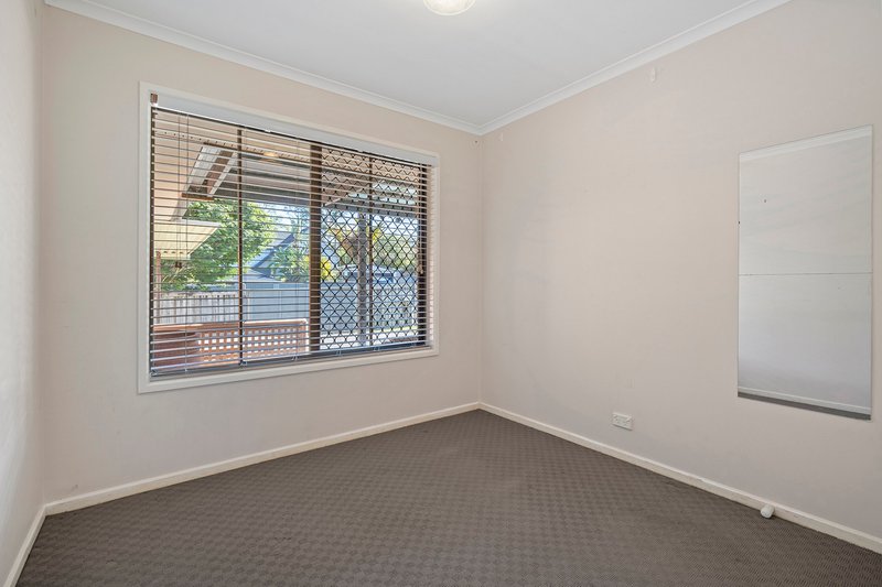 Photo - 39 Trinette Street, Shailer Park QLD 4128 - Image 11