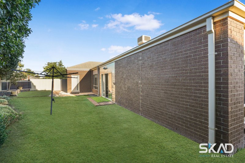 Photo - 39 Tusmore Rise, Craigieburn VIC 3064 - Image 14