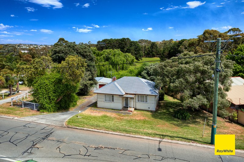 Photo - 39 Ulster Road, Yakamia WA 6330 - Image 4