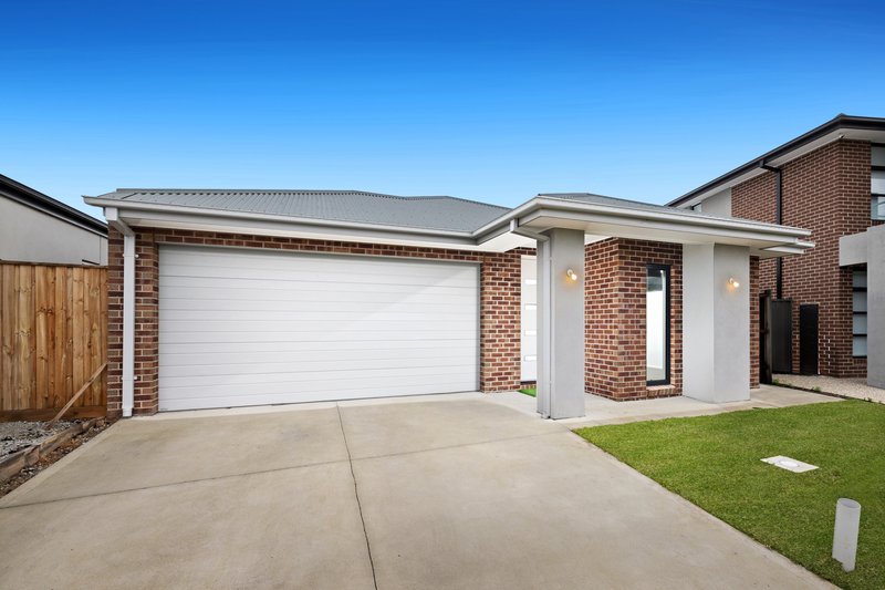 39 Viola Circuit, Clyde VIC 3978
