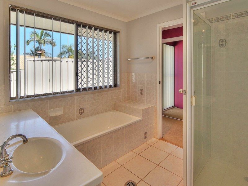 Photo - 39 Volant Street, Regents Park QLD 4118 - Image 11