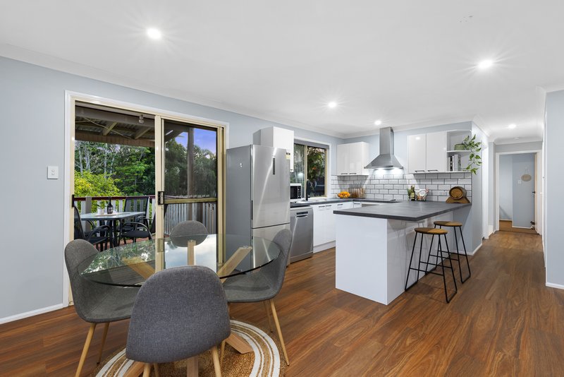 Photo - 39 Walkers Road, Everton Hills QLD 4053 - Image 5