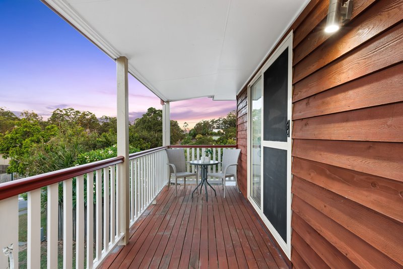 Photo - 39 Walkers Road, Everton Hills QLD 4053 - Image 11