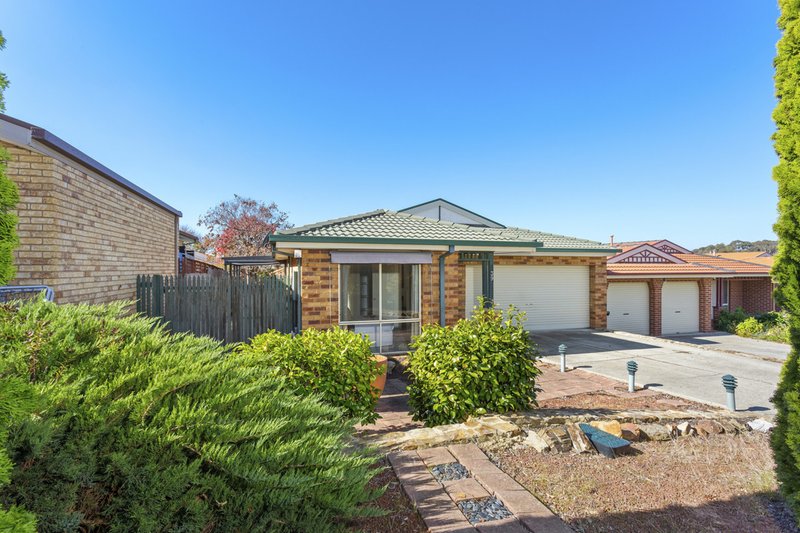 Photo - 39 Warrumbul Street, Ngunnawal ACT 2913 - Image 2