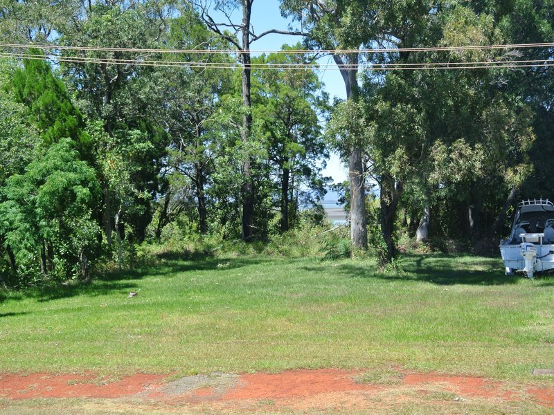 Photo - 39 Western Road, Macleay Island QLD 4184 - Image 23