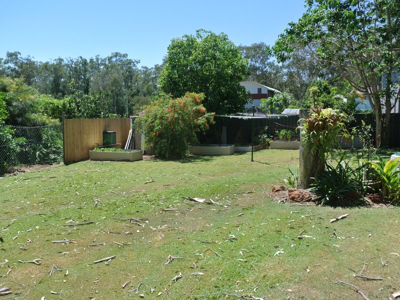 Photo - 39 Western Road, Macleay Island QLD 4184 - Image 24