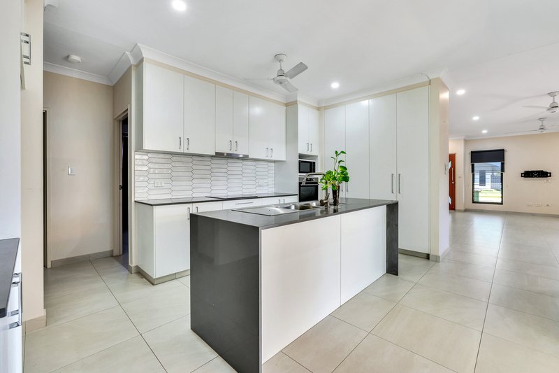 Photo - 39 Whipray Circuit, Berrimah NT 0828 - Image 4