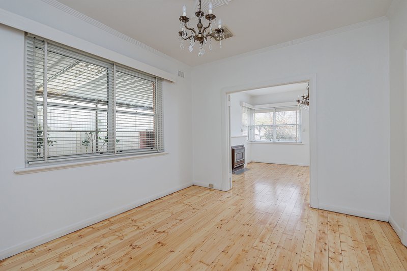 Photo - 39 White Avenue, Lockleys SA 5032 - Image 3