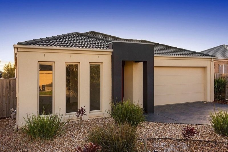 Photo - 39 Windrest Way, Point Cook VIC 3030 - Image 2
