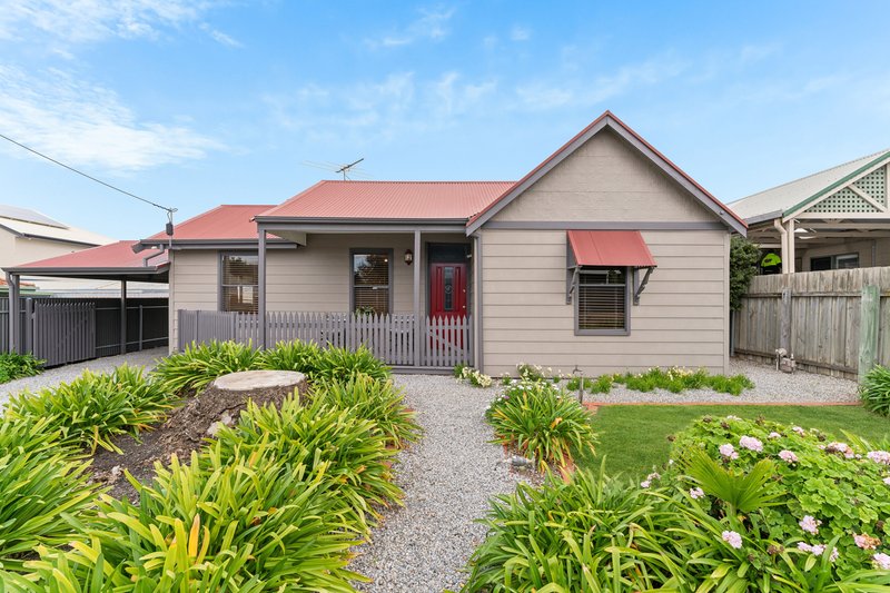 Photo - 39 Witton Road, Port Noarlunga SA 5167 - Image 3