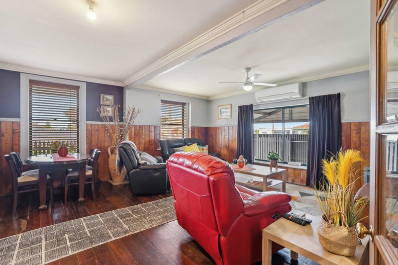 Photo - 39 Witton Road, Port Noarlunga SA 5167 - Image 7