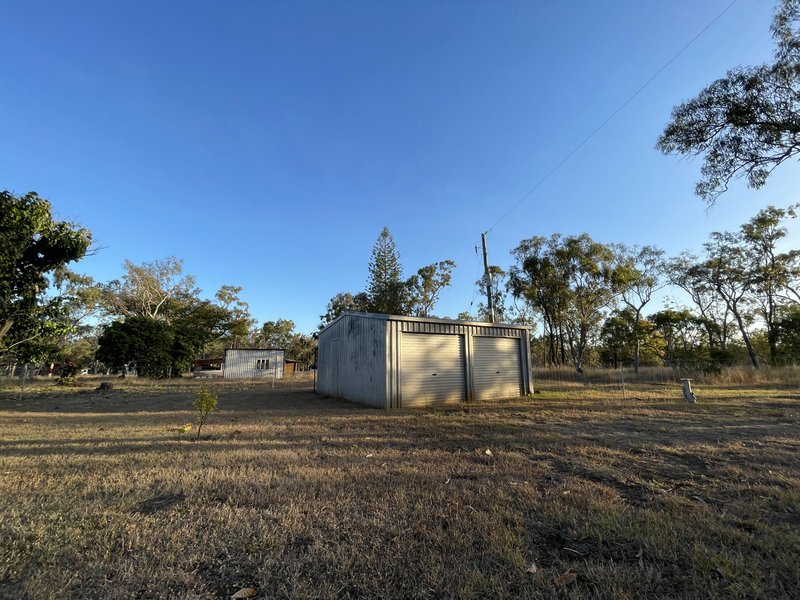 Photo - 39 Woodleigh Road, Millstream QLD 4888 - Image 6