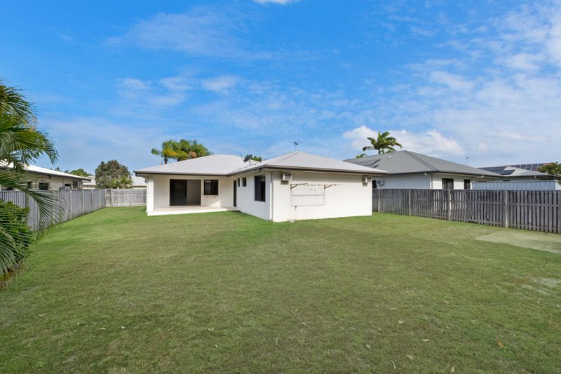 Photo - 39 Woodwark Drive, Bushland Beach QLD 4818 - Image 8