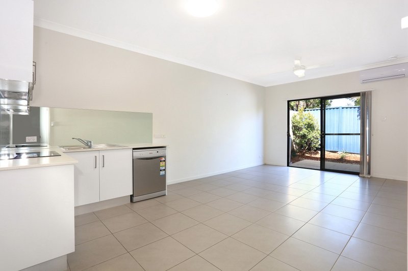 Photo - 3/9 Wundowie Street, Nerang QLD 4211 - Image 3