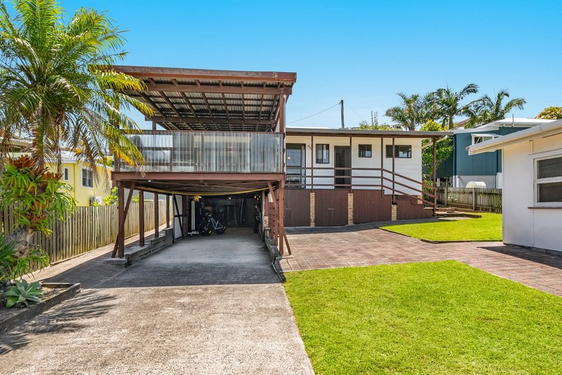 Photo - 39 Yamba Street, Yamba NSW 2464 - Image 10