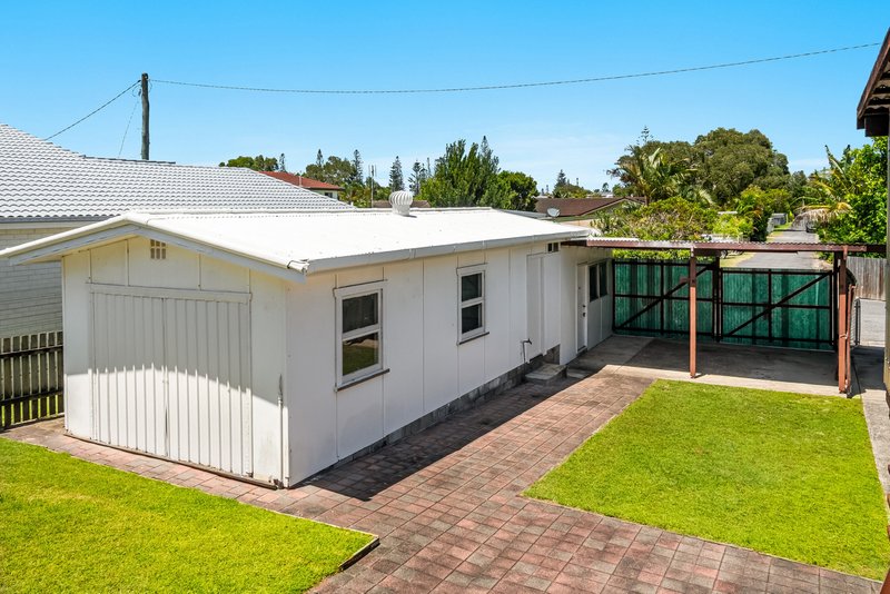 Photo - 39 Yamba Street, Yamba NSW 2464 - Image 11