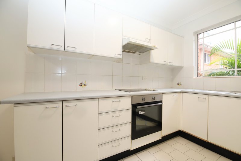 Photo - 3/90 Brancourt Avenue, Yagoona NSW 2199 - Image 2