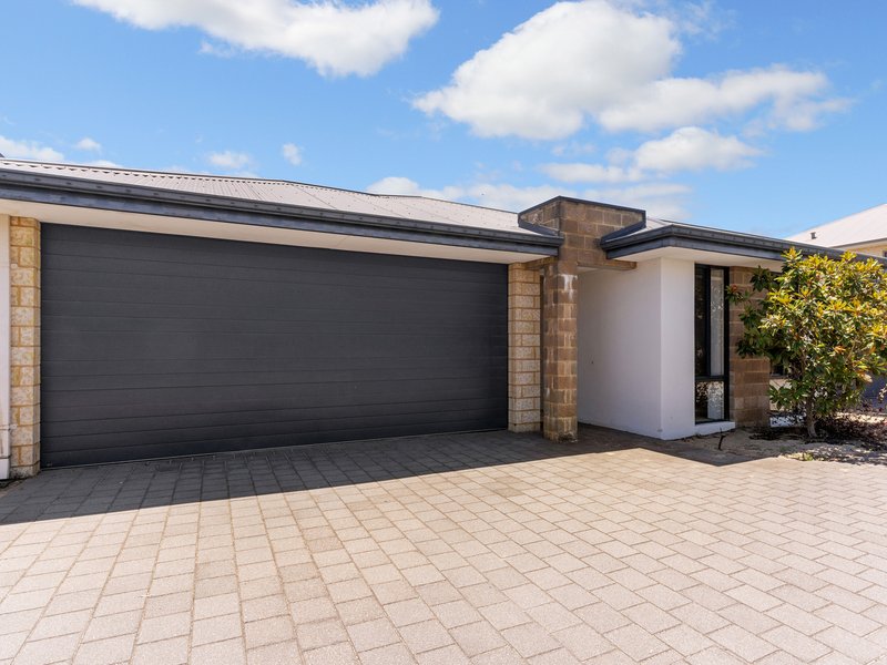 Photo - 3/90 Renou Street, East Cannington WA 6107 - Image 1
