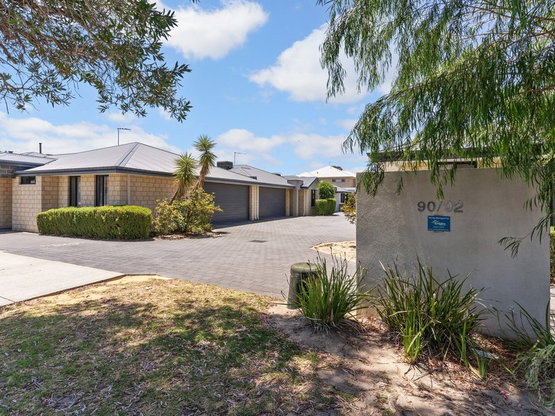Photo - 3/90 Renou Street, East Cannington WA 6107 - Image 2