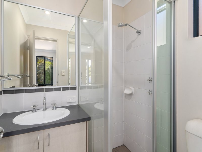 Photo - 3/90 Renou Street, East Cannington WA 6107 - Image 5