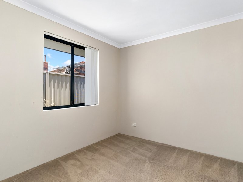 Photo - 3/90 Renou Street, East Cannington WA 6107 - Image 13