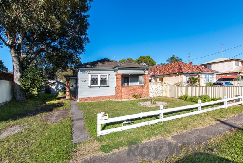 Photo - 391 Glebe Road, Merewether NSW 2291 - Image 2